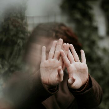 invisible, hiding